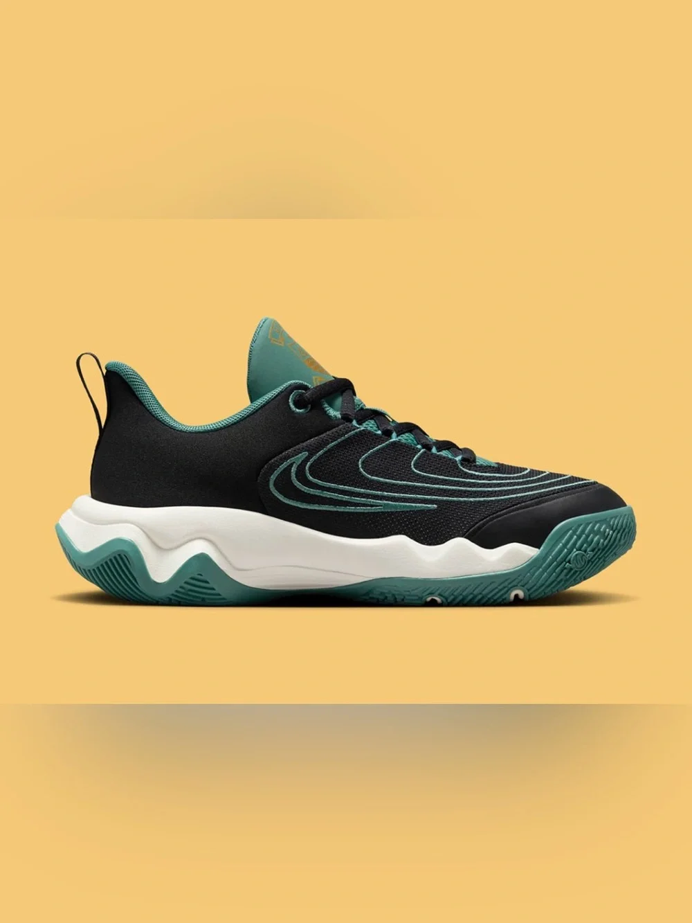 Nike Giannis Immortality 4 big kids 3.5